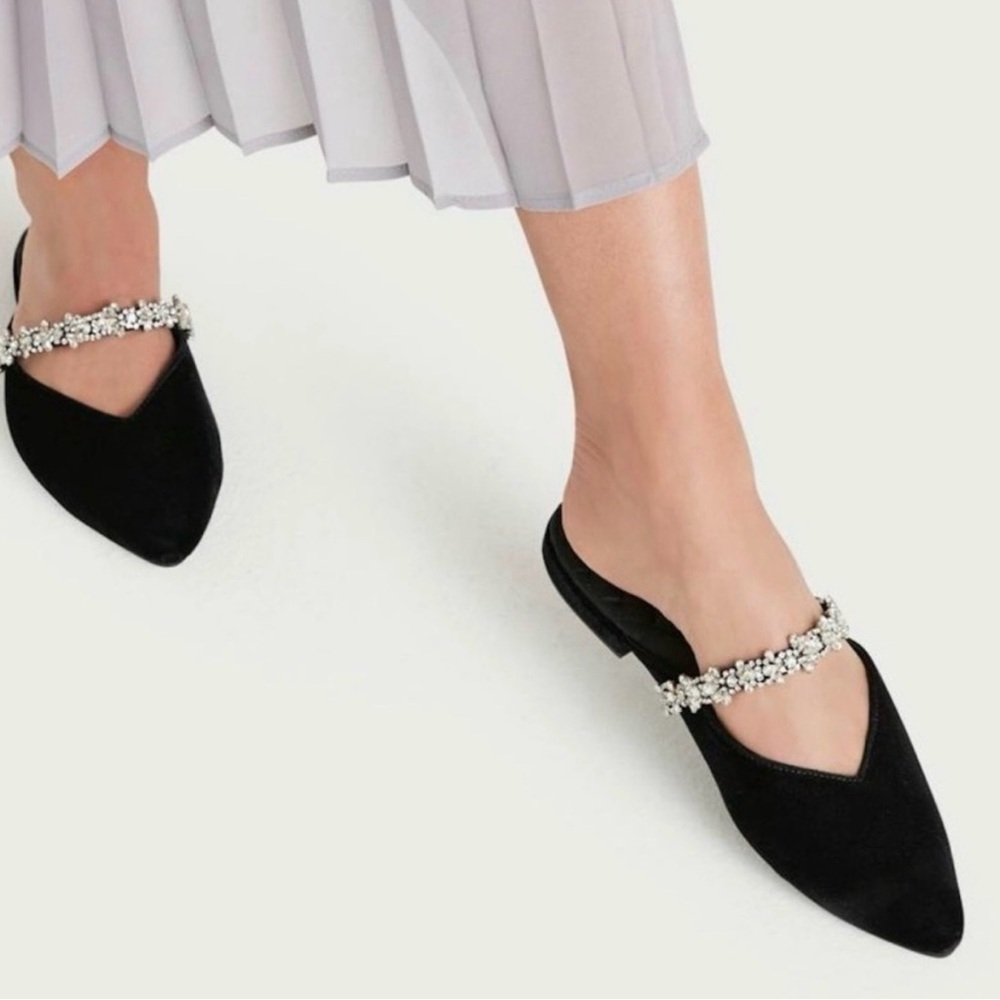 Birdies The Swan Black Crystal Flats — Size 10 — New in Box